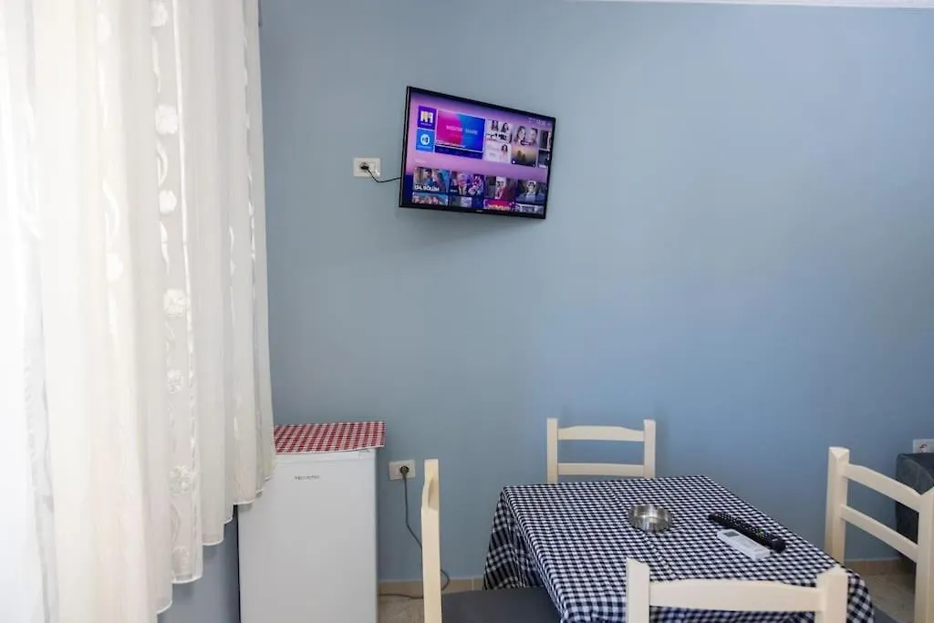 Beachside Comfort Apartment Vlorë